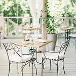 فندق Chateau Mcely