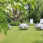 فندق Chateau