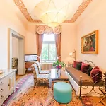 Hotel Chateau Mcely