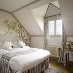 فندق Chateau 5*