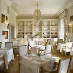فندق Chateau