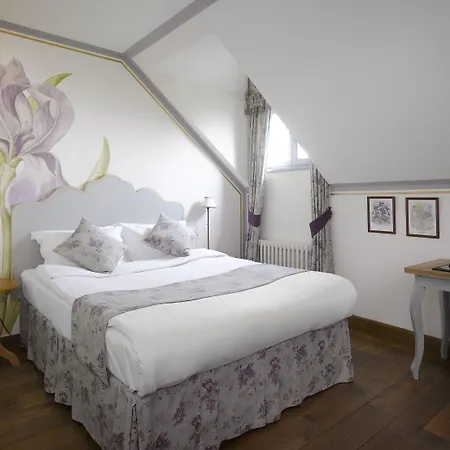 Chateau Otel 5*