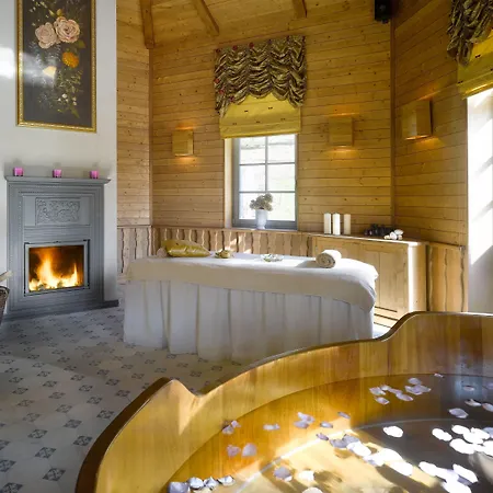 Chateau Hotel Mcely