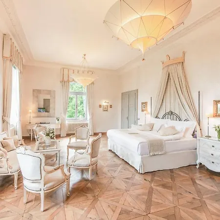 Hotel Chateau Mcely