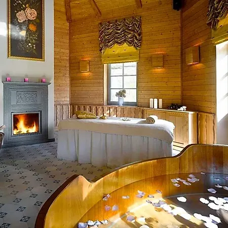 Chateau Hotel 5*