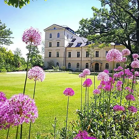 Chateau Hotel