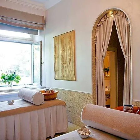 Hotel Chateau Mcely