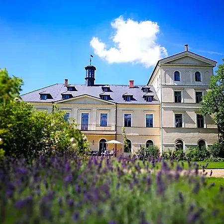 Chateau Hotel