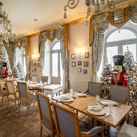 Chateau 5*