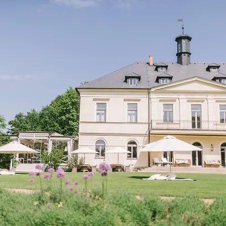 Hotel Chateau